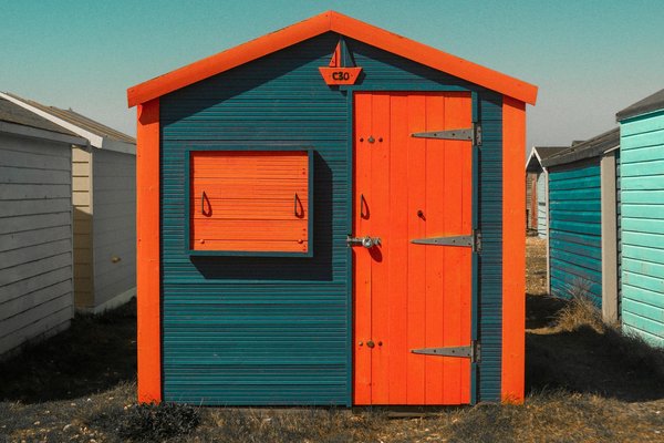 Quels sont les meilleurs itinéraires de croisière pour explorer les récifs coralliens de la Mer Rouge?